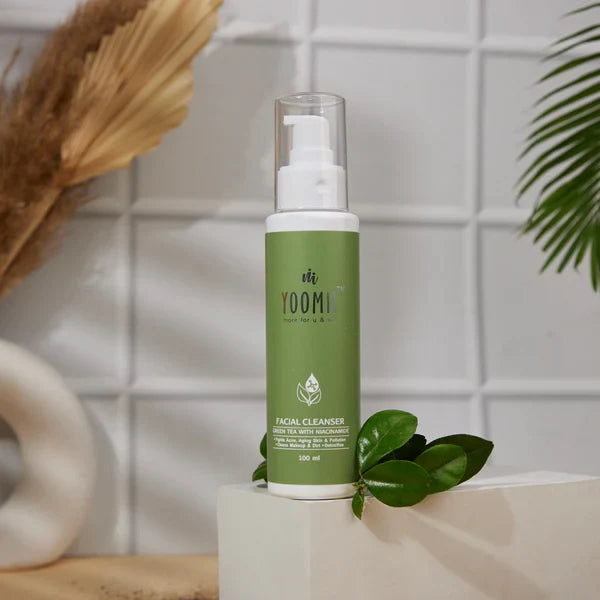 GREEN TEA & NIACINAMIDE CLEANSING MILK